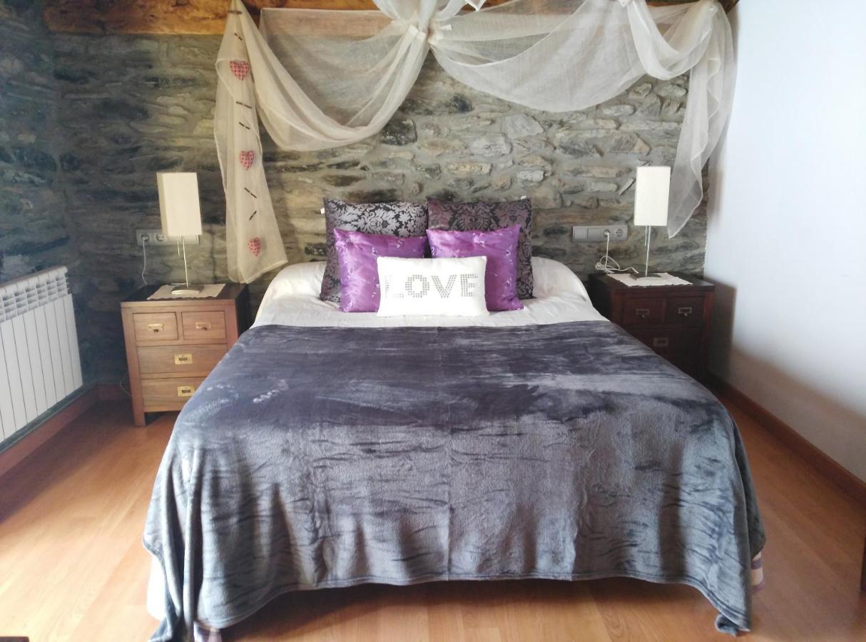 Masia D'En Valenti Anserall  Exteriér fotografie
