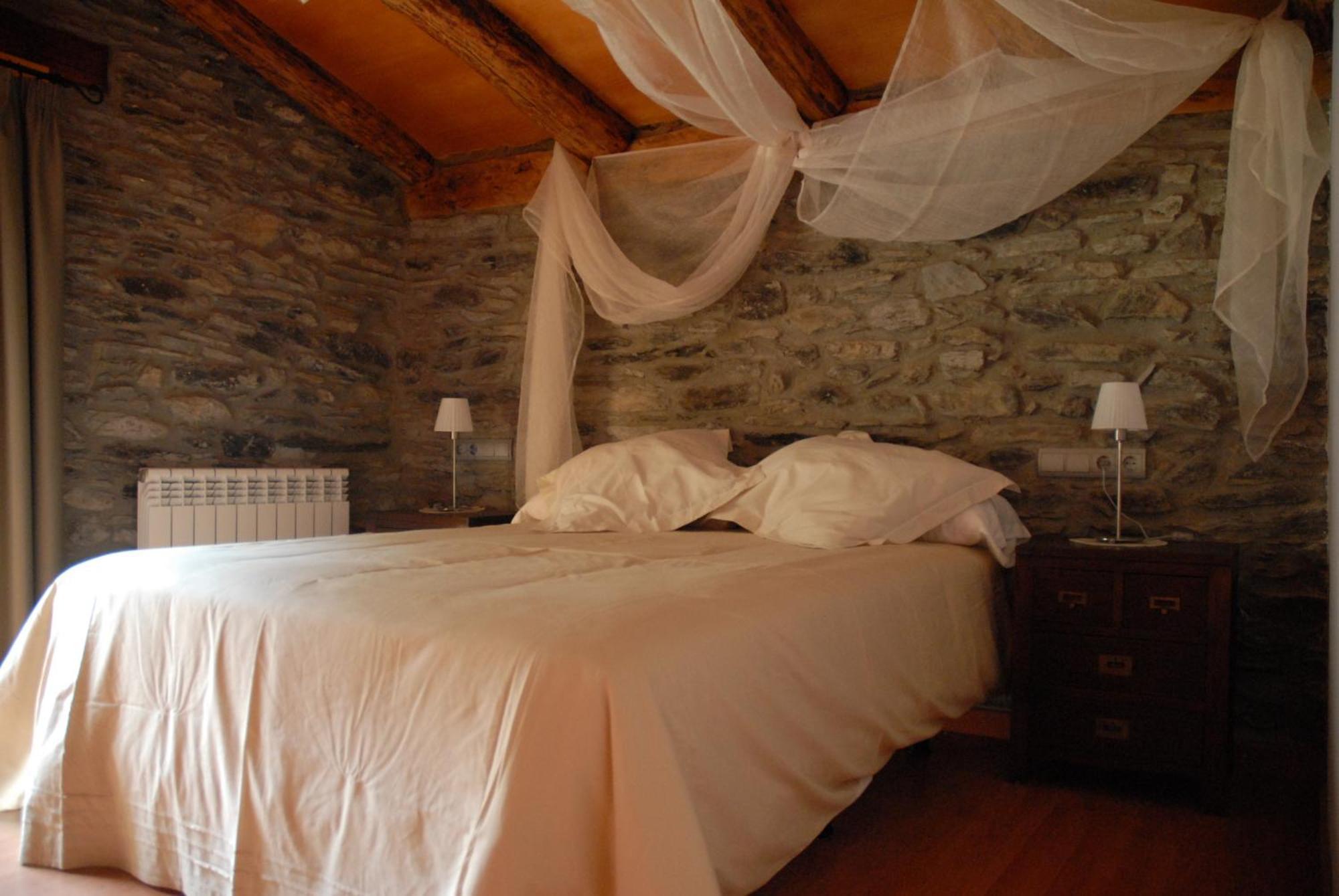 Masia D'En Valenti Anserall  Exteriér fotografie